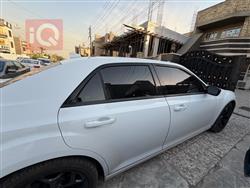 كرايسلر 300